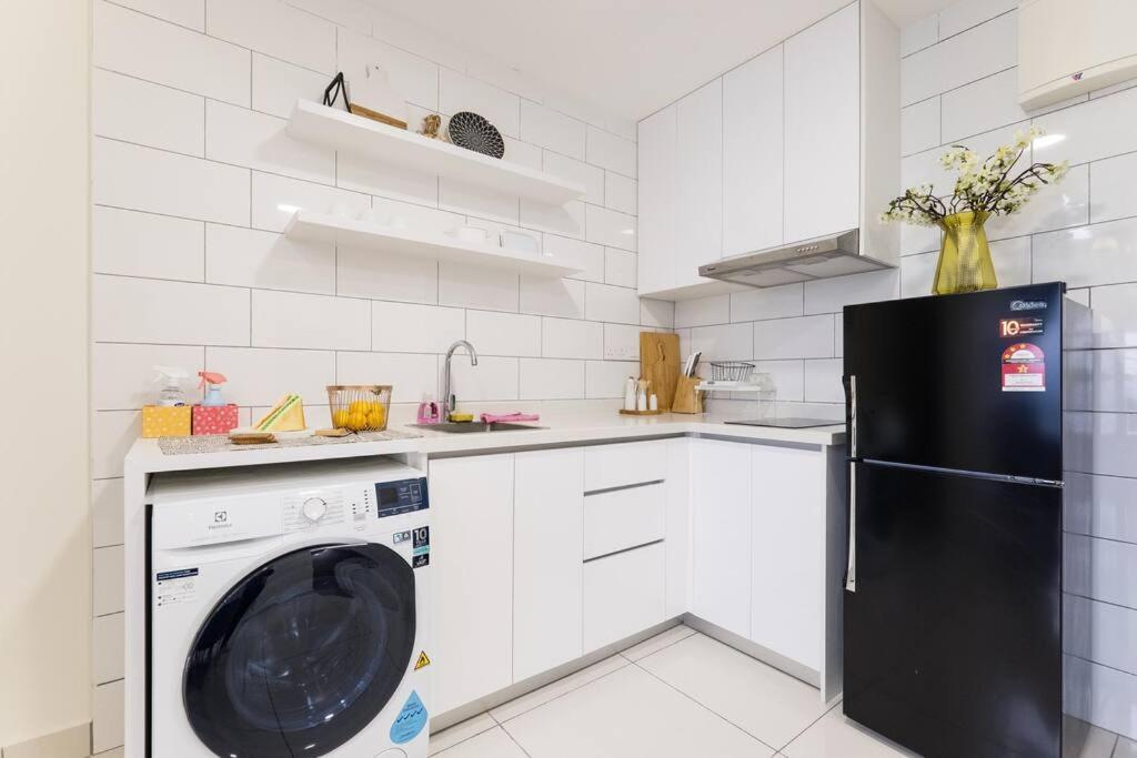 Arte Mont Kiara Duplex 4 Pax Jacuzzi Apartman Kuala Lumpur Kültér fotó